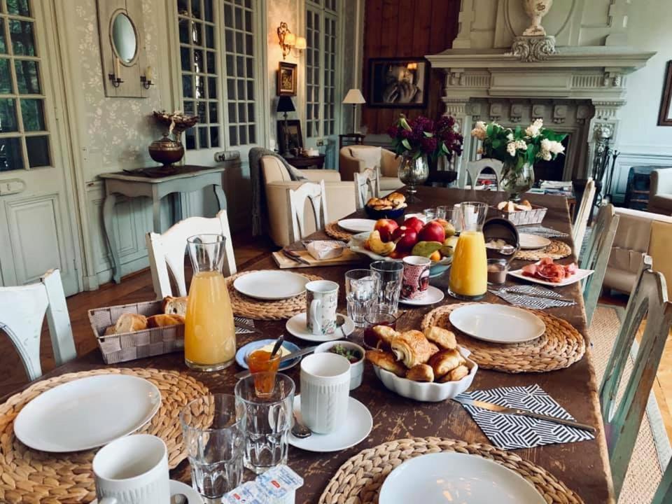 La Maison De Paul B Hotell Eus  Eksteriør bilde