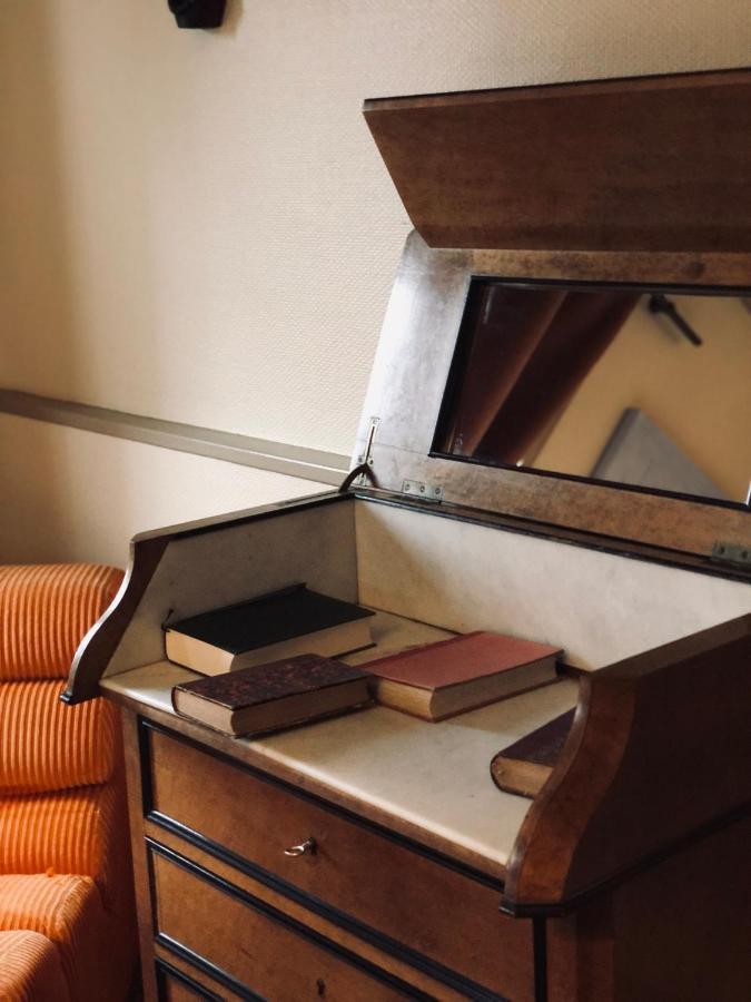 La Maison De Paul B Hotell Eus  Eksteriør bilde